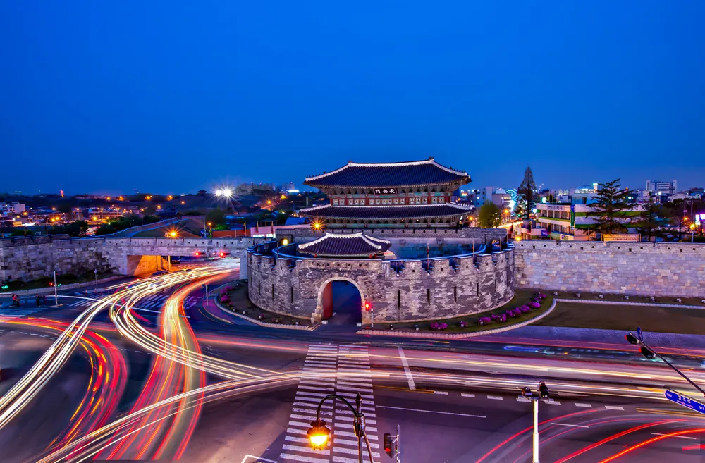 Gyeonggi-do 1-Day Tour for Foreigners - Suwon Hwaseong Fortress + Korean Folk Village Tour