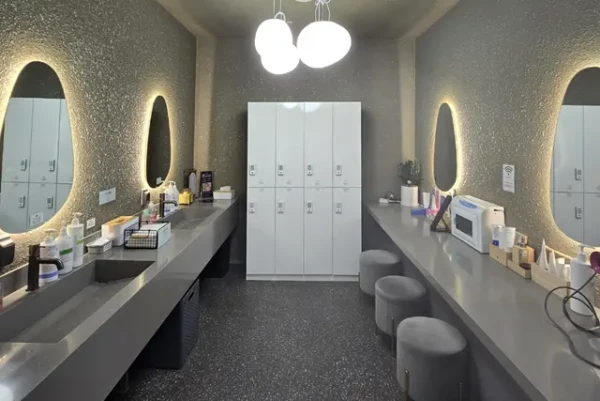S: Re Born Clinic