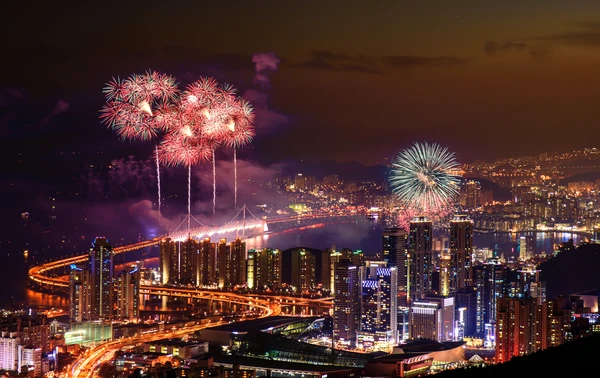 Gwangalli Beach & Gwangan Bridge – Busan’s Iconic Night View - 釜山 Things to do