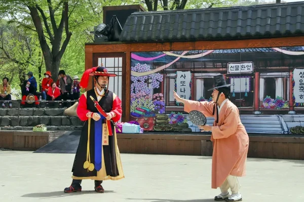 京畿一日游外国游客专线 – 水原华城与韩国民俗村