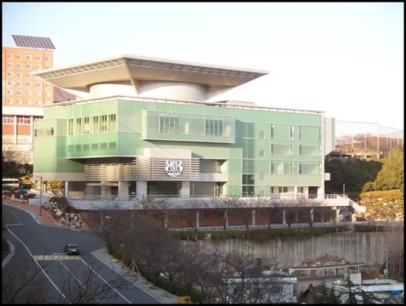Kyungnam University