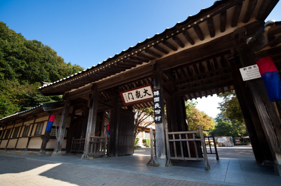 京畿一日游外国游客专线 – 水原华城与韩国民俗村