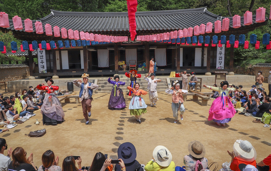 京畿一日游外国游客专线 – 水原华城与韩国民俗村